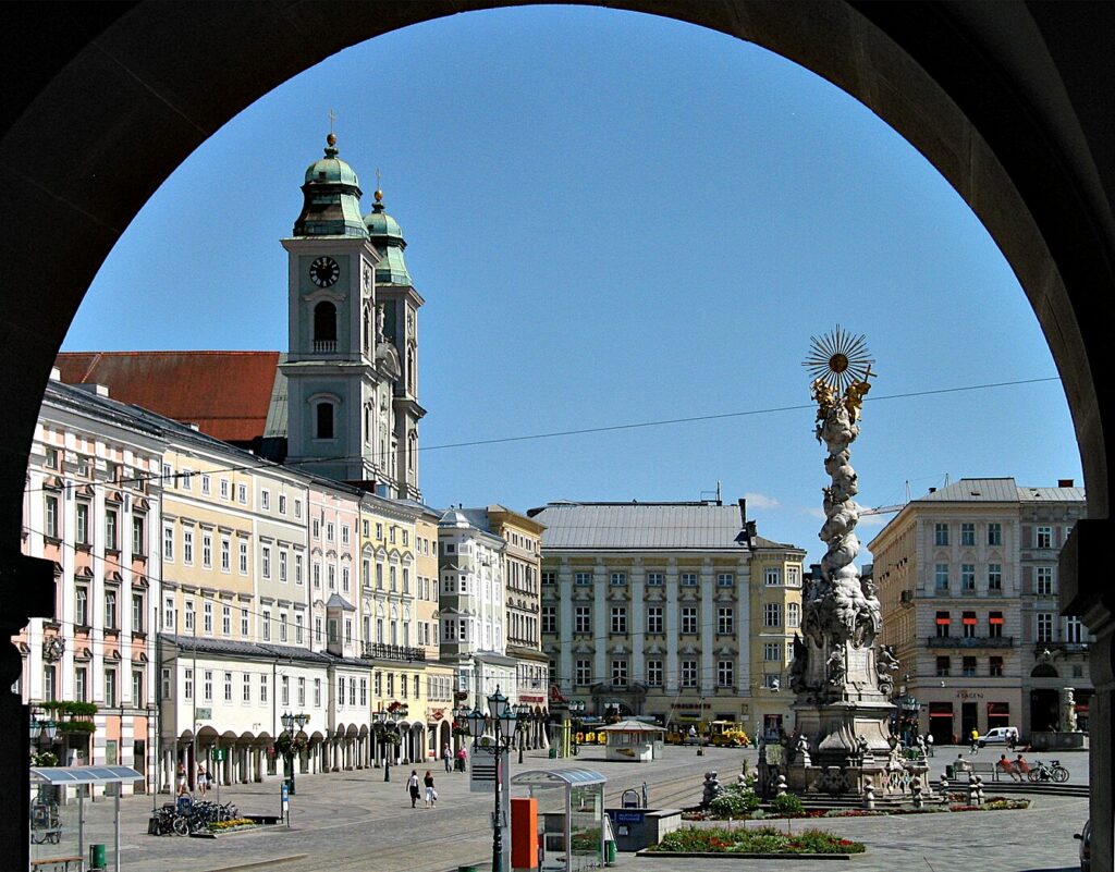 Hauptplatz Linz – Geschichte, Pracht und Leben im Herzen der Stadt